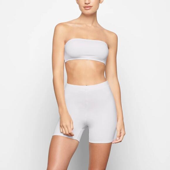 SKIMS Signature Swim Shorts Mid Waist Marble White NWT Size 4X - Picture 1 of 10